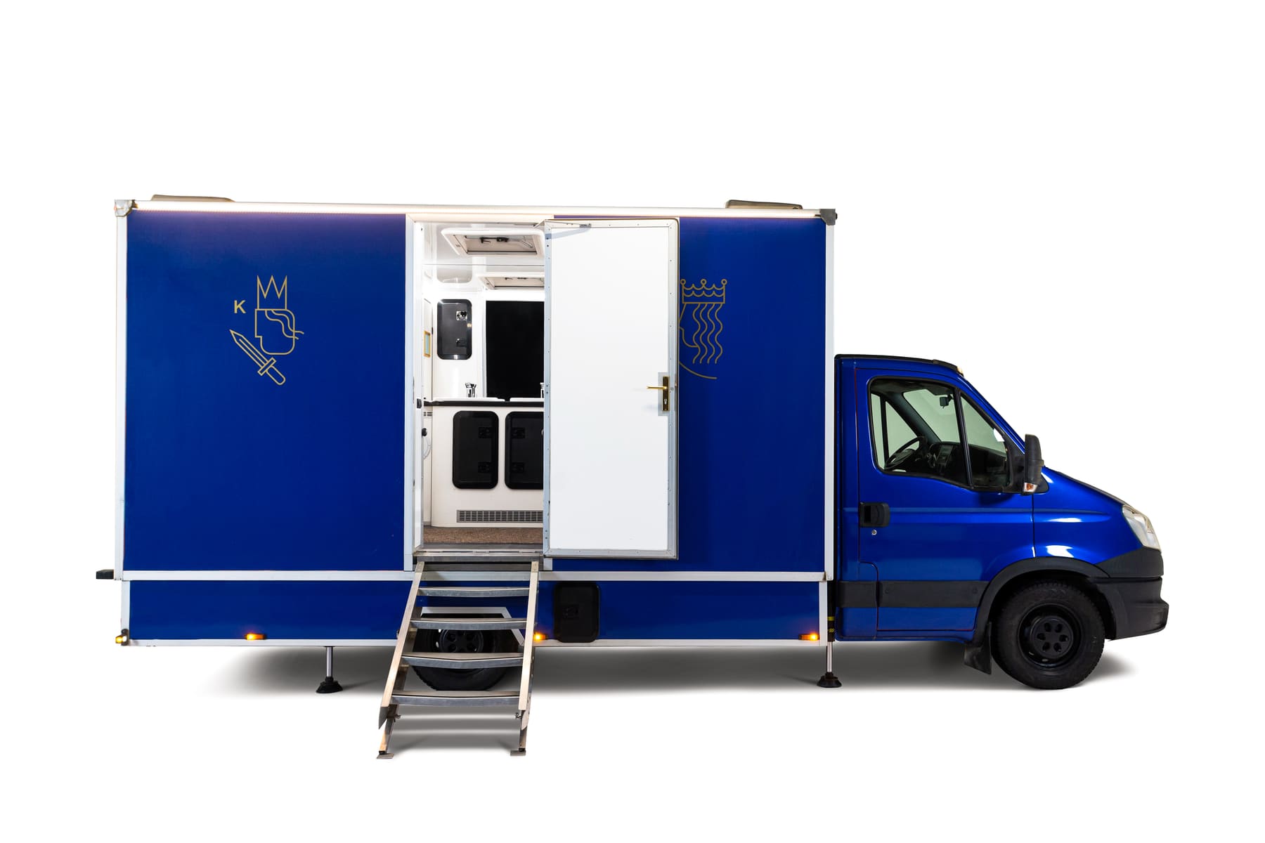 4-person restroom van